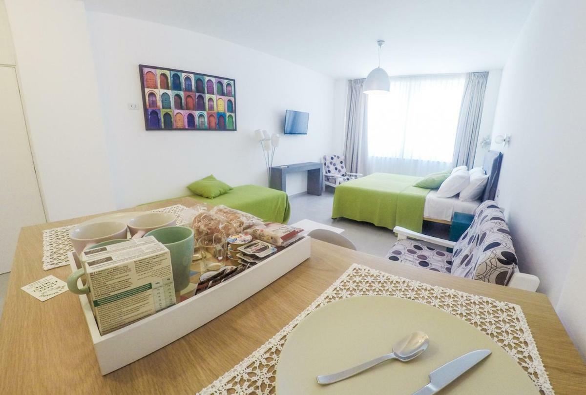 Central Suites Лечче Экстерьер фото